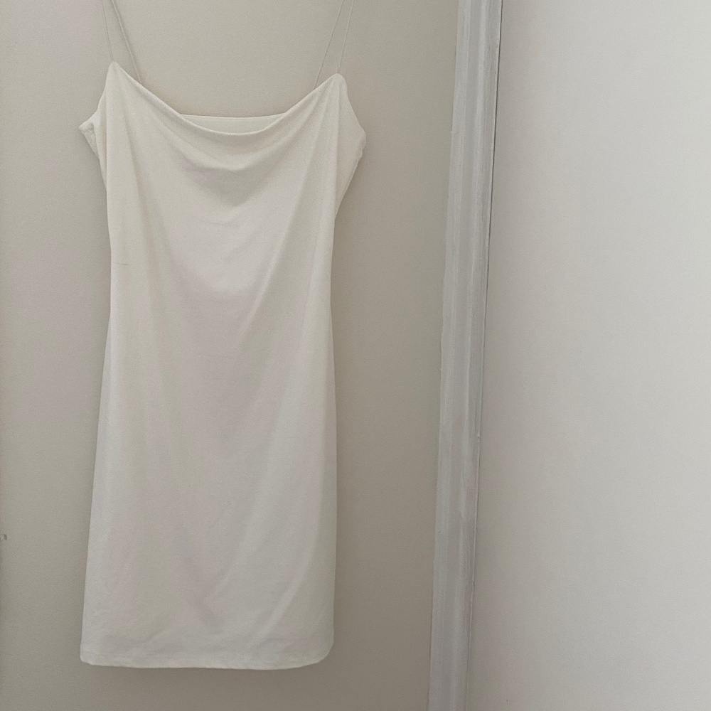 Dress - Picture 1 of 2
